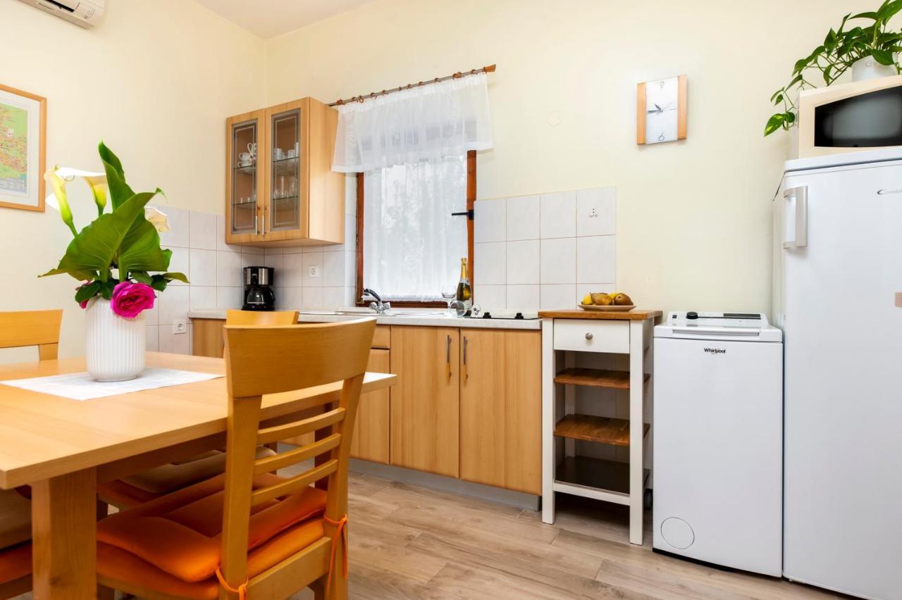 Apartments Sandra Rovinj Extérieur photo
