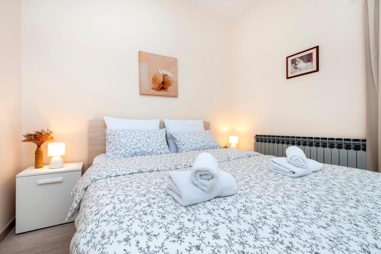 Apartments Sandra Rovinj Extérieur photo