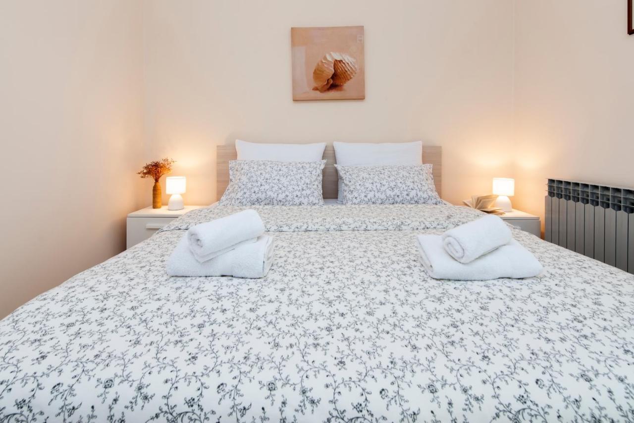 Apartments Sandra Rovinj Extérieur photo
