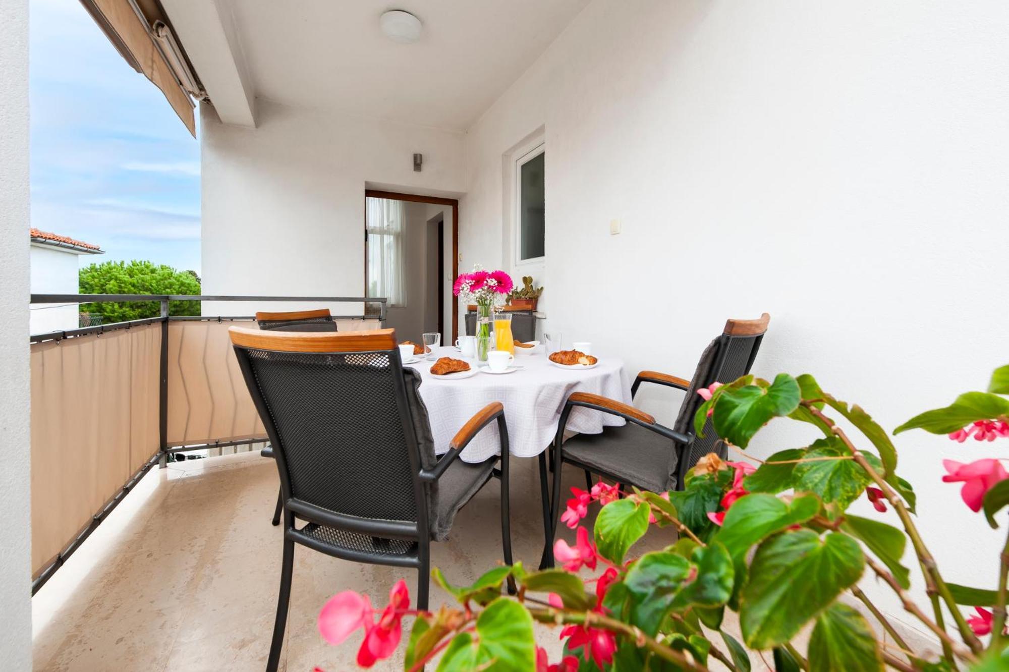 Apartments Sandra Rovinj Extérieur photo